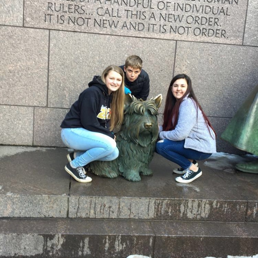 Meet your Posher, Lucy