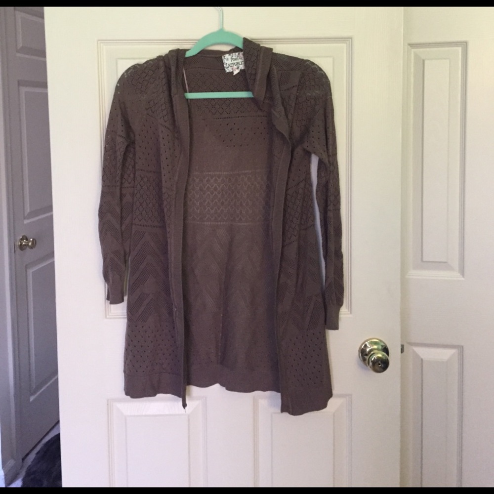 Brown hooded cardigan