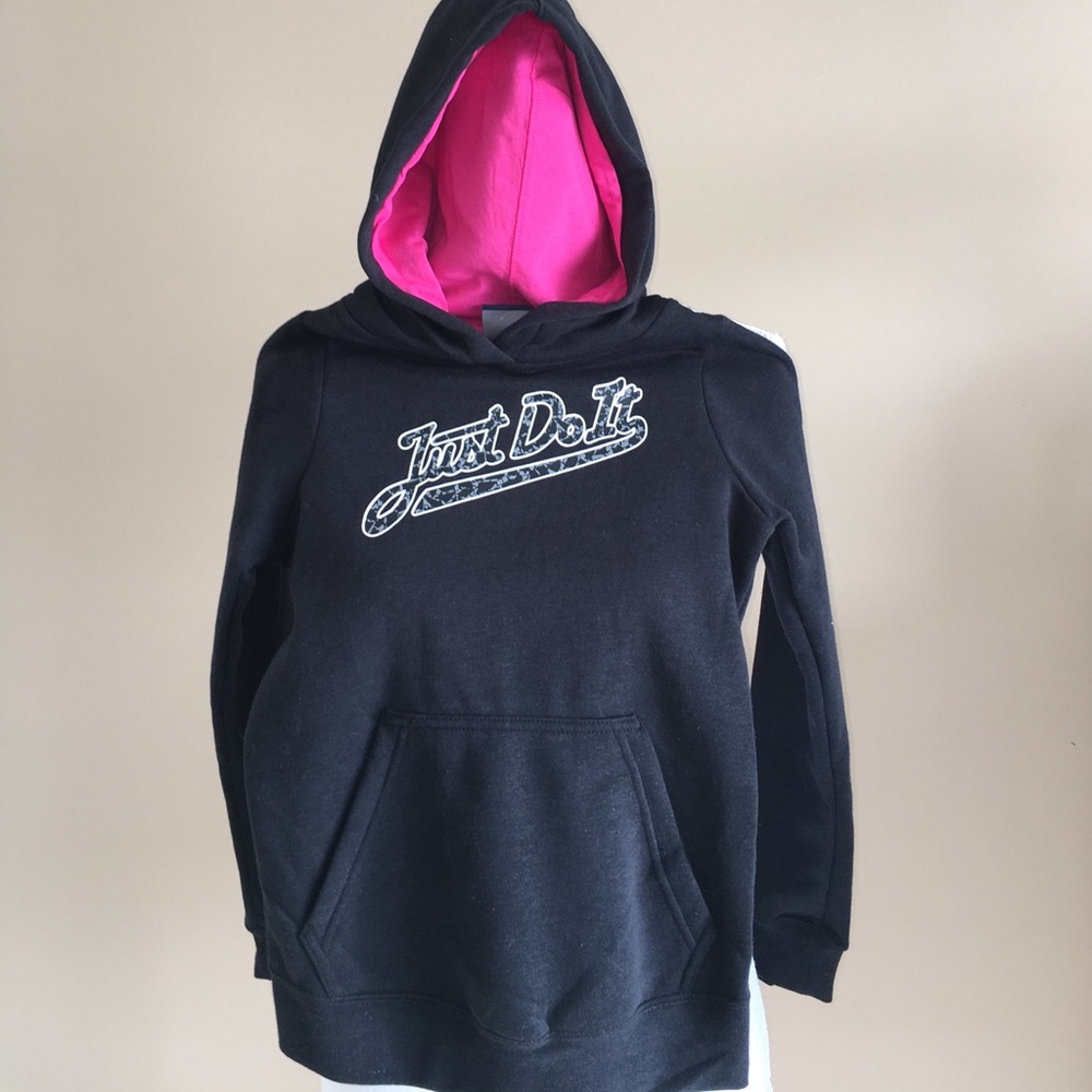 NWT Girls Sz S Nike Sweatshirt*