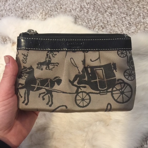 Small Coach Wristlet - Picture 5 of 7