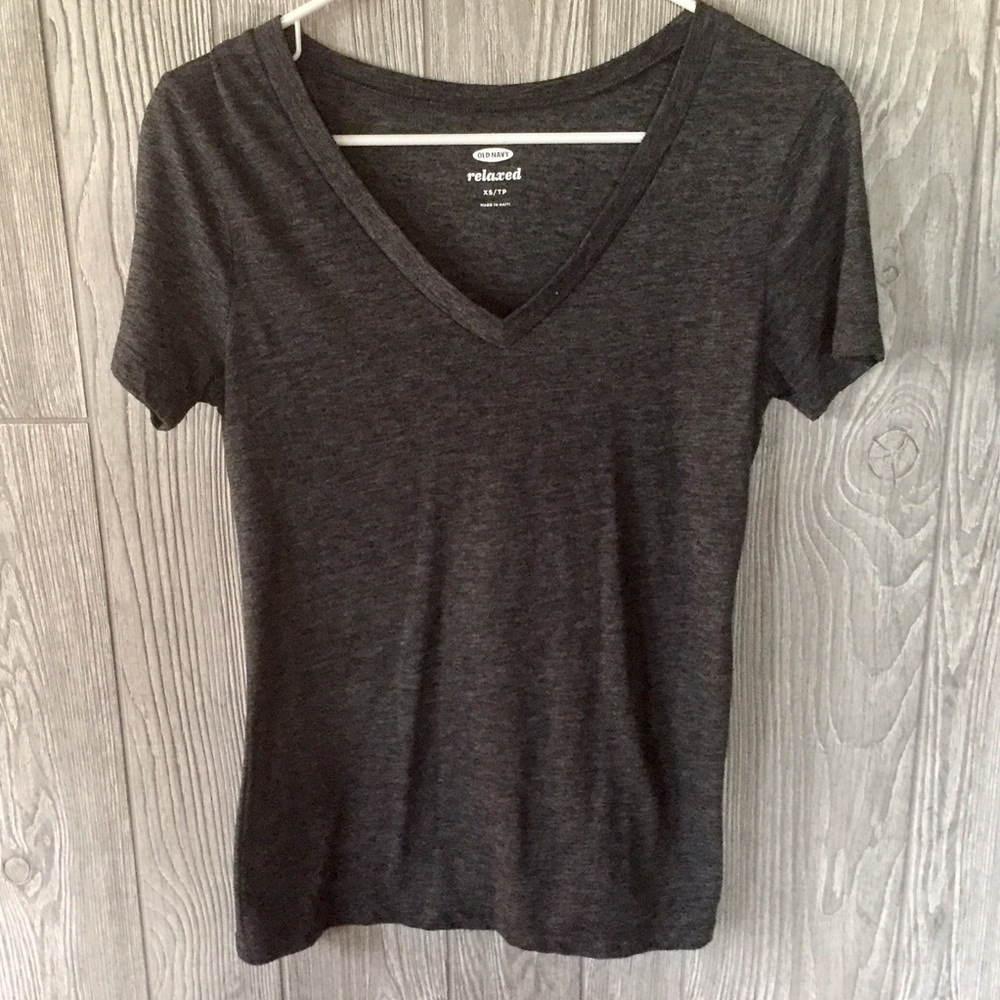 Old Navy relaxed v-neck tee
