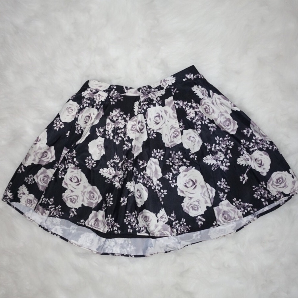 Forever 21 skirt