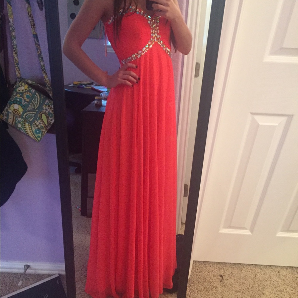 PINK SEQUINED PROM DRESS
