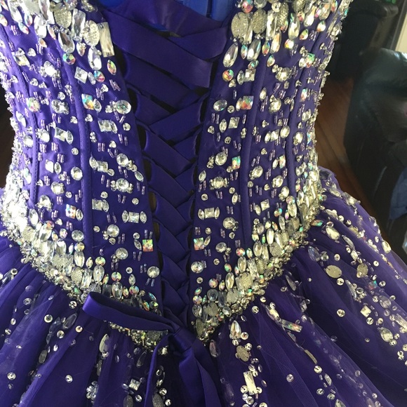 👗💞purple sweet 16 gown💞👗 - Picture 3 of 6