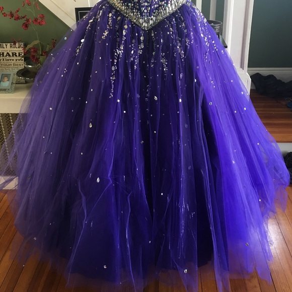👗💞purple sweet 16 gown💞👗 - Picture 5 of 6