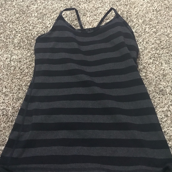 Lululemon top - Picture 1 of 2