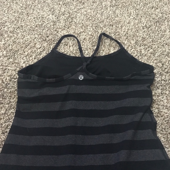 Lululemon top - Picture 2 of 2
