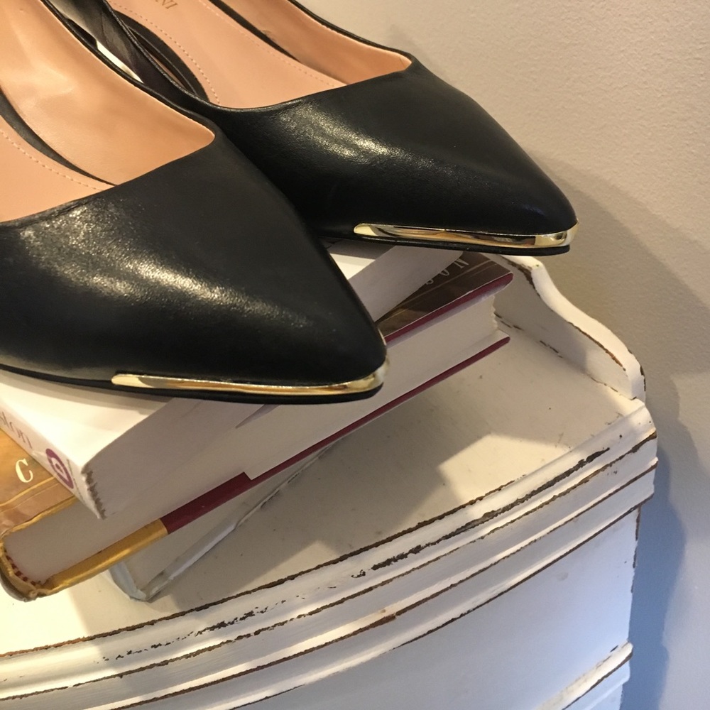 Enzo Angiolini Black Heels with Gold Toe Detail - Picture 3 of 5