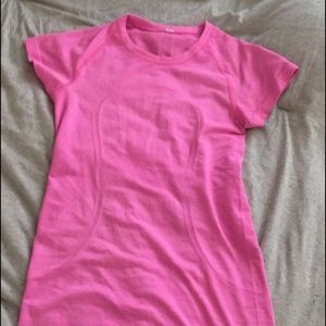 Lululemon swiftly tech tee - hot pink