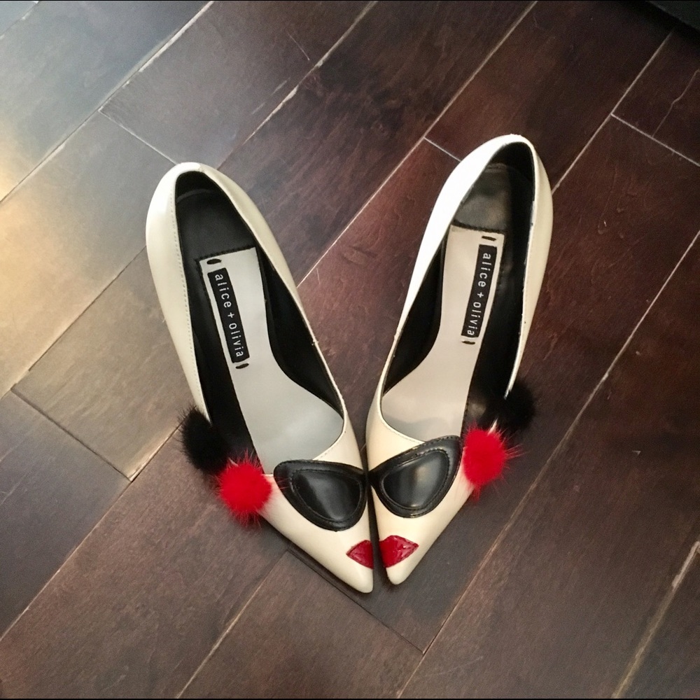 ❌sold❌ NEW UNWORN A+O Josie Pumps!!!