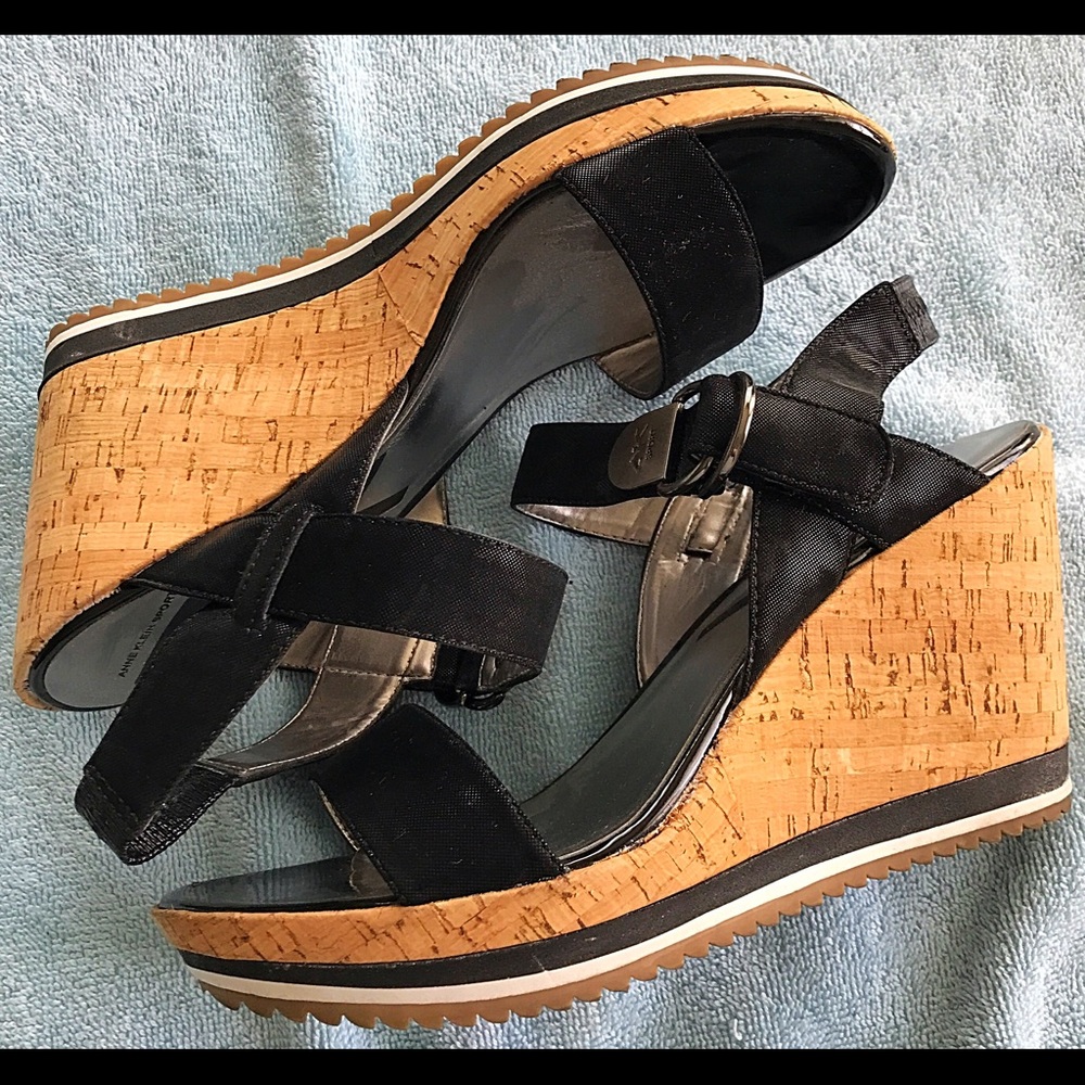 Black, athletic sole wedges