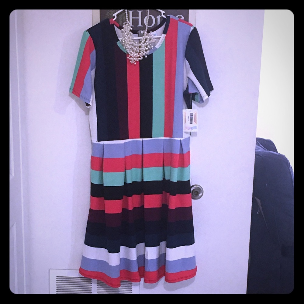 Lularoe Amelia 3xl accepting best offers.