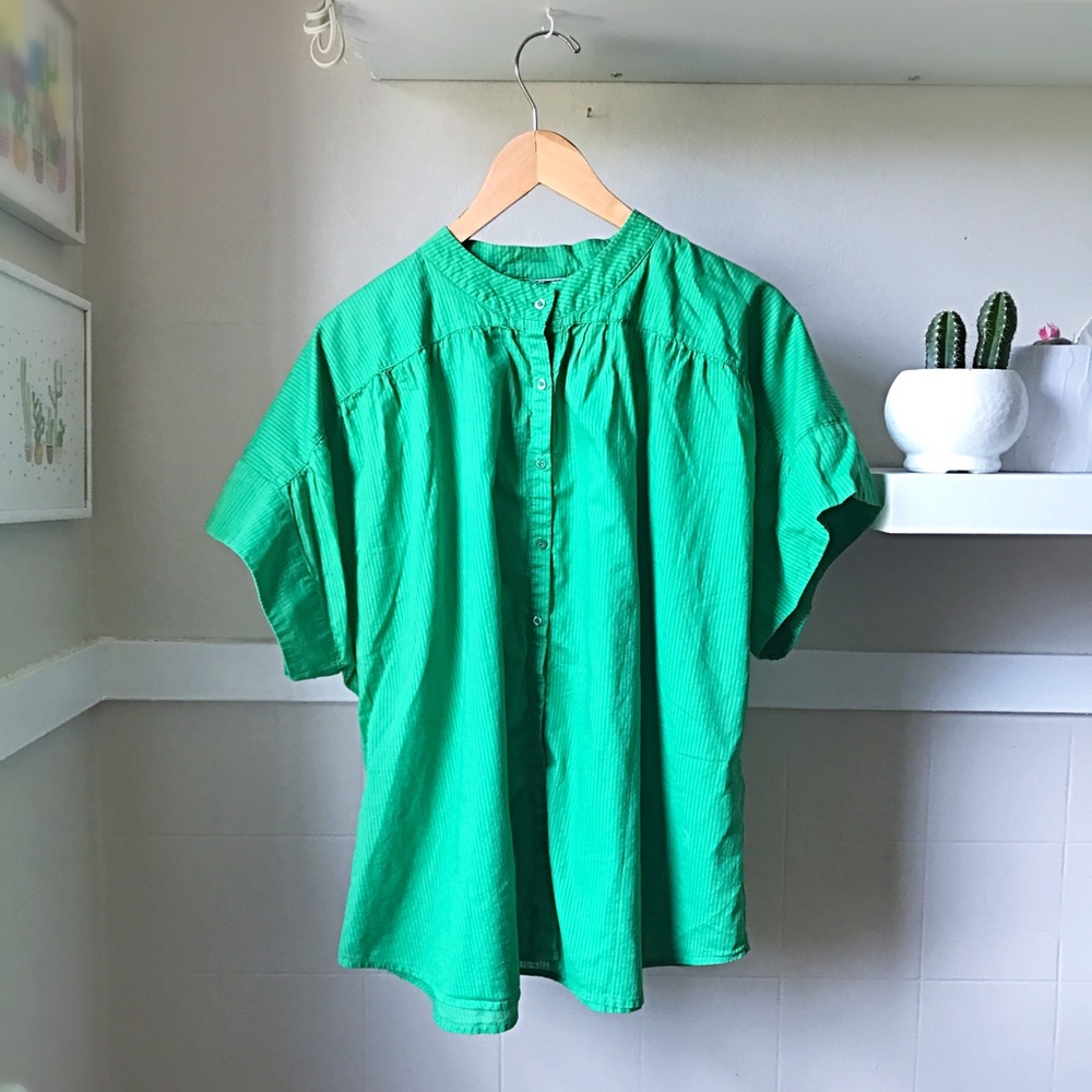 Vintage Short-Sleeved Green Shirt