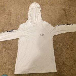 Vineyard vines sweatshirt