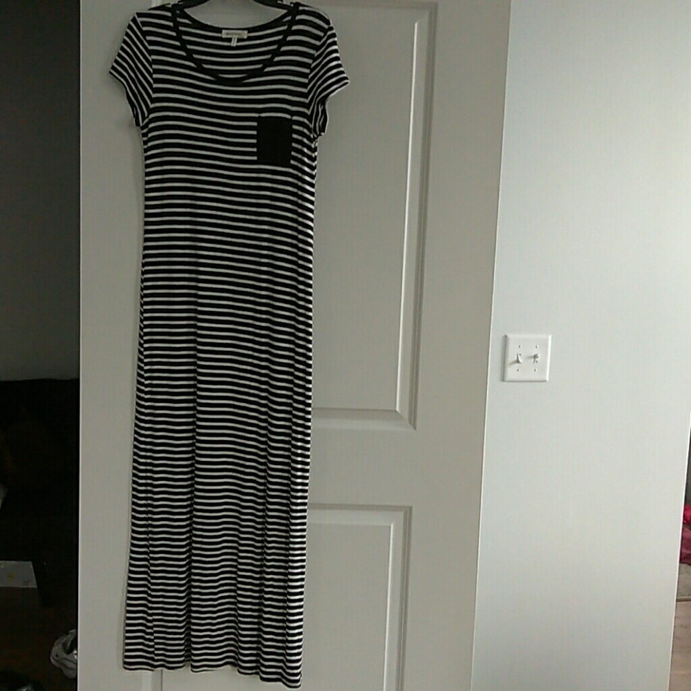 Monteau maxi dress