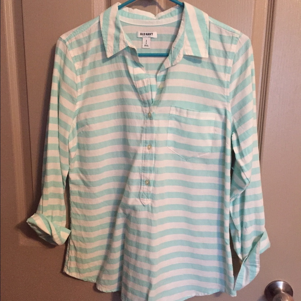 Women's half button top