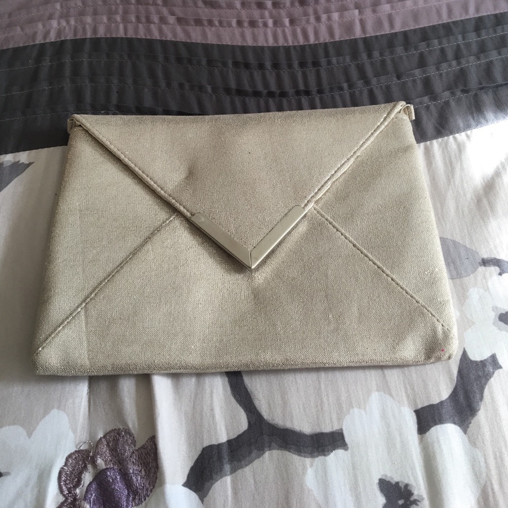 Cache Gold Envelope Clutch - Picture 2 of 4