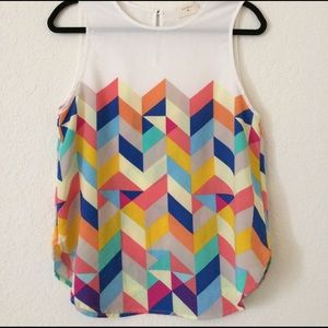 Geometric pattern blouse Offers accepted!!