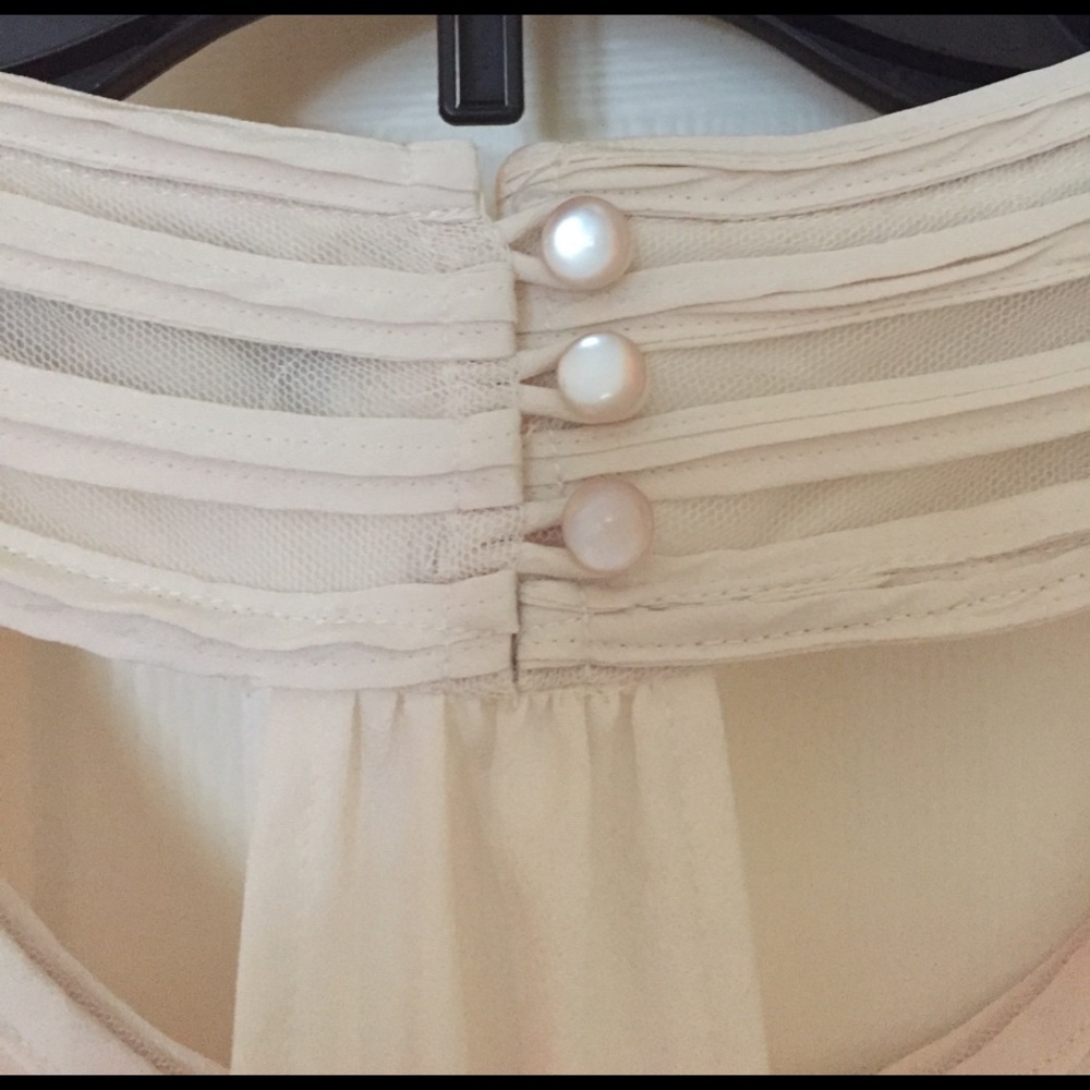 Cream Top - Picture 3 of 4