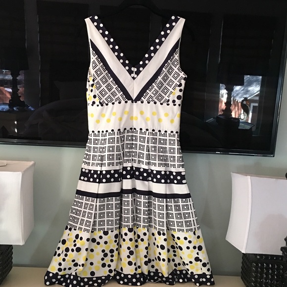 Kay Unger Dresses - *SALE* Kay Unger print dress Kay Unger Dresses - *SALE* Kay Unger print dress