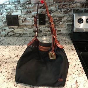 Dooney & Bourke Purse👛