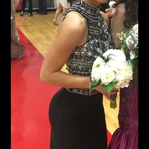 Black two piece Sherri hill prom dress - Picture 4 of 4