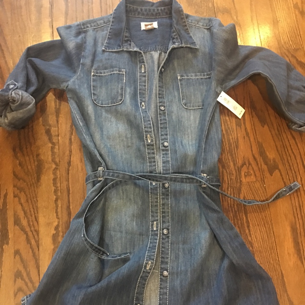 Denim dress!