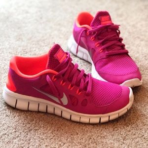 Women's / Kids NIKE Athletic Shoes