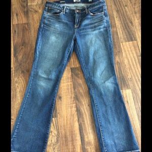 Women's Dark Wash Jeans