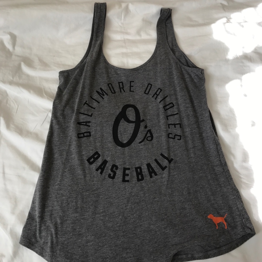 Pink Oriole's tank top
