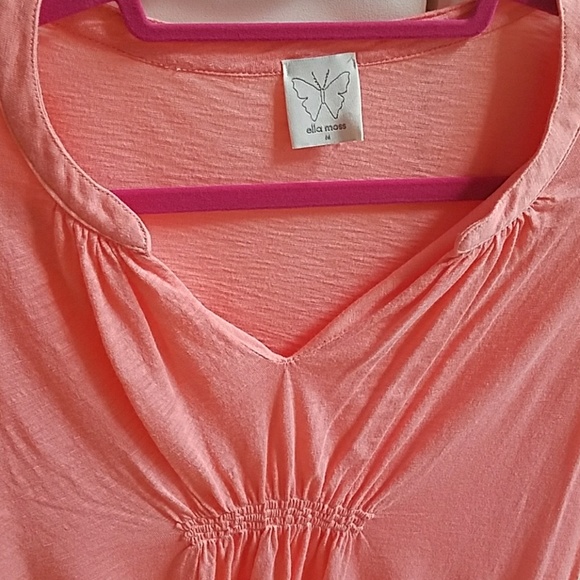 Top - Picture 2 of 2