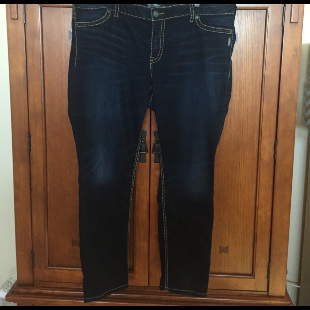 Silver Suki Super Skinny 22W