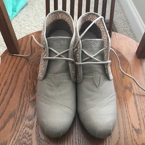 Bobs from Skechers wedges NEVER BEEN WORN