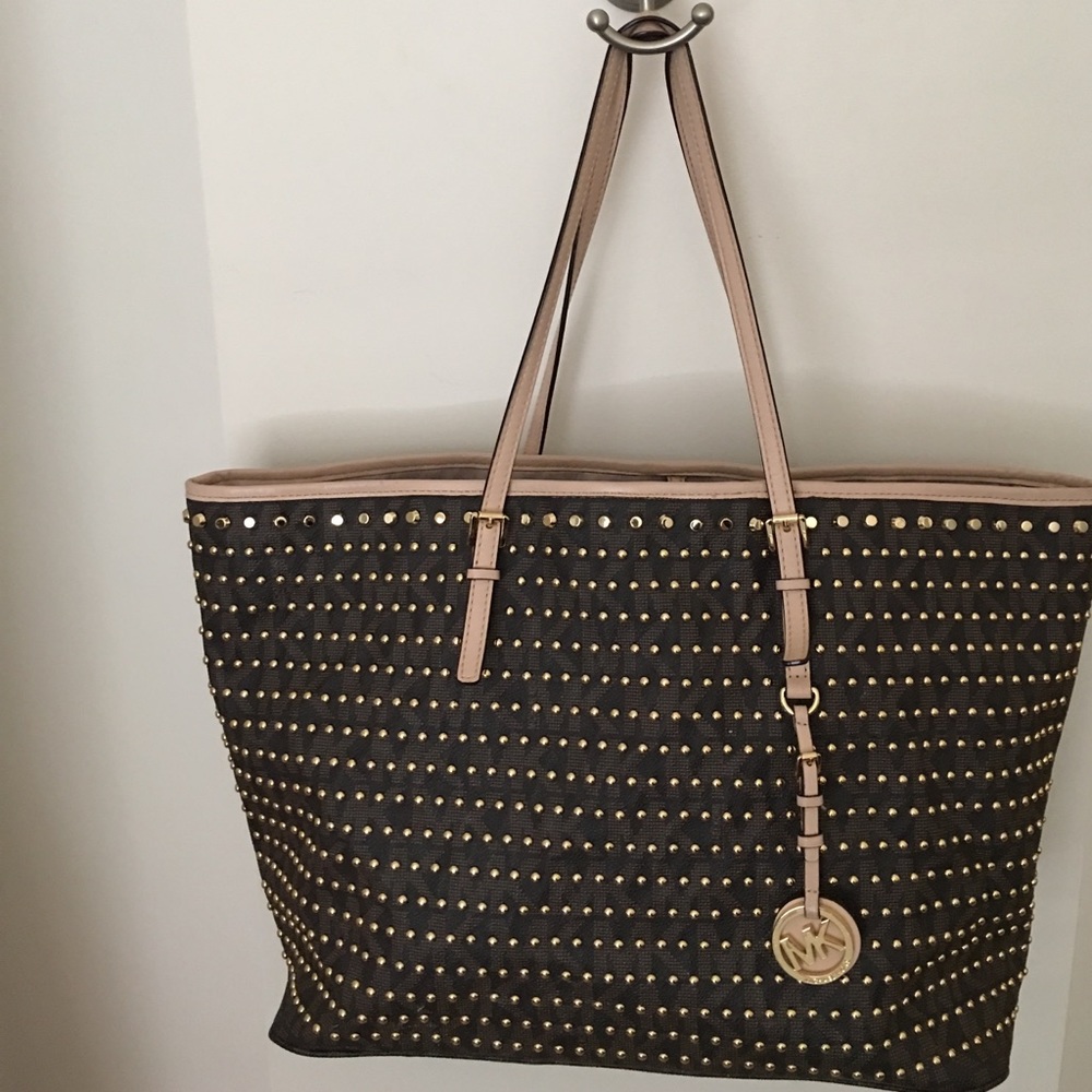 Michael Kors jet sat bag!