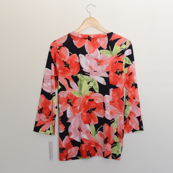 🌺Floral soft blouse by Loveapella NWT - Picture 2 of 5
