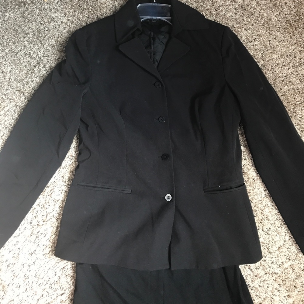 The Limited Women's Pant Suit (Black)