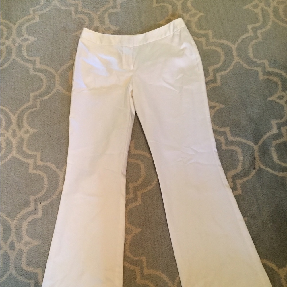 Tahari white trousers
