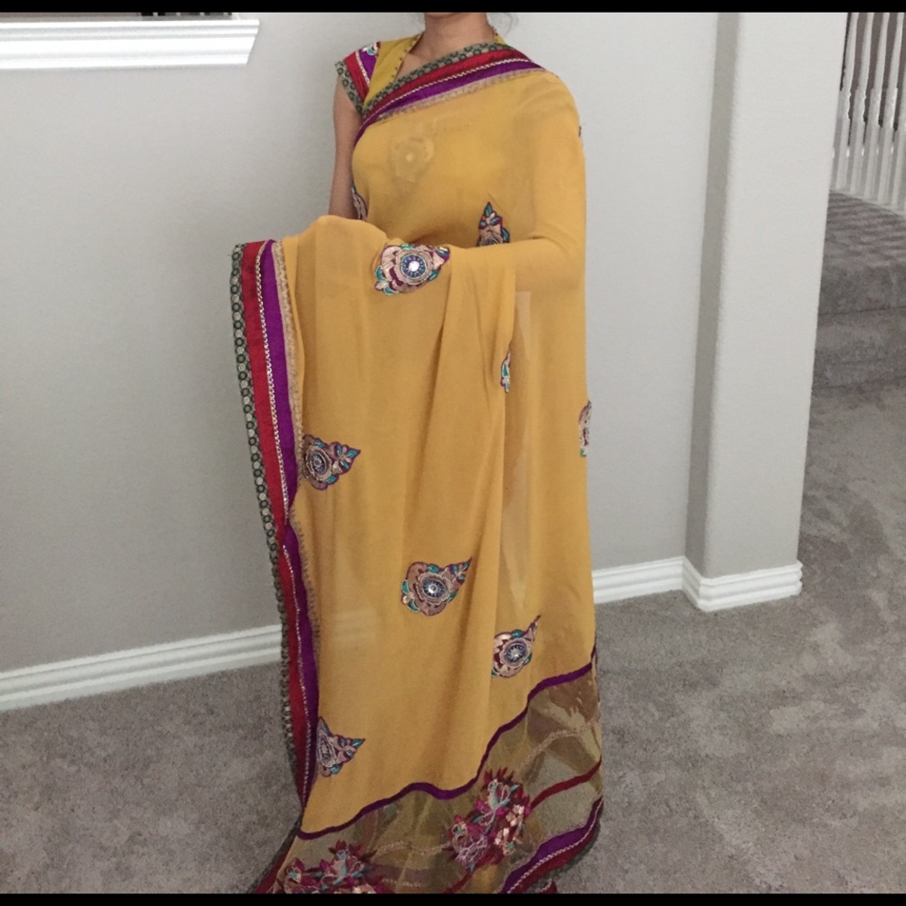 Saree