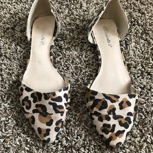 Cheetah Print flats closed toe