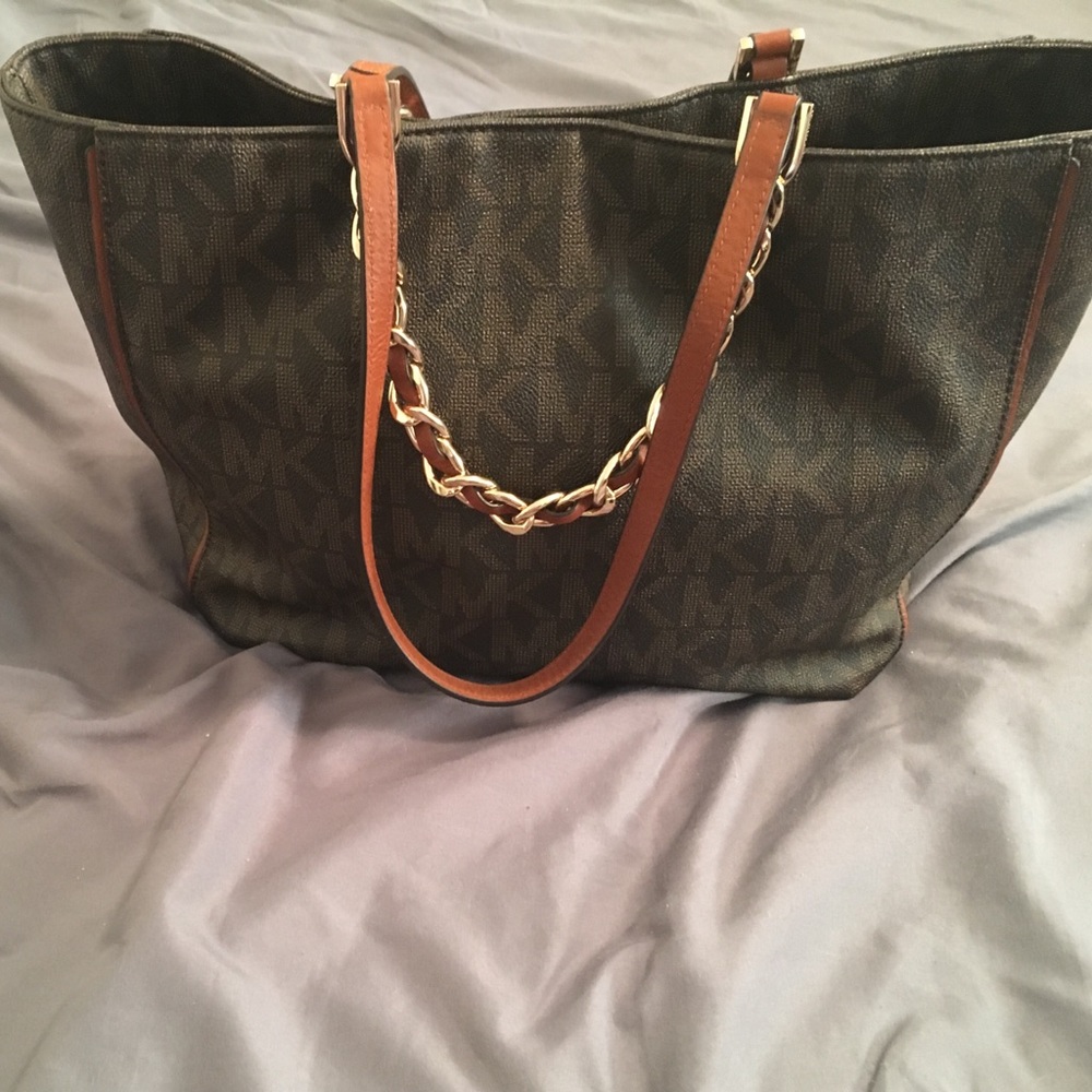 👜 Michael Kors Brown 👛Purse! Barley used! - Picture 3 of 6