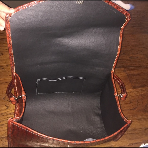 Xlarge Cognac purse - Picture 3 of 4