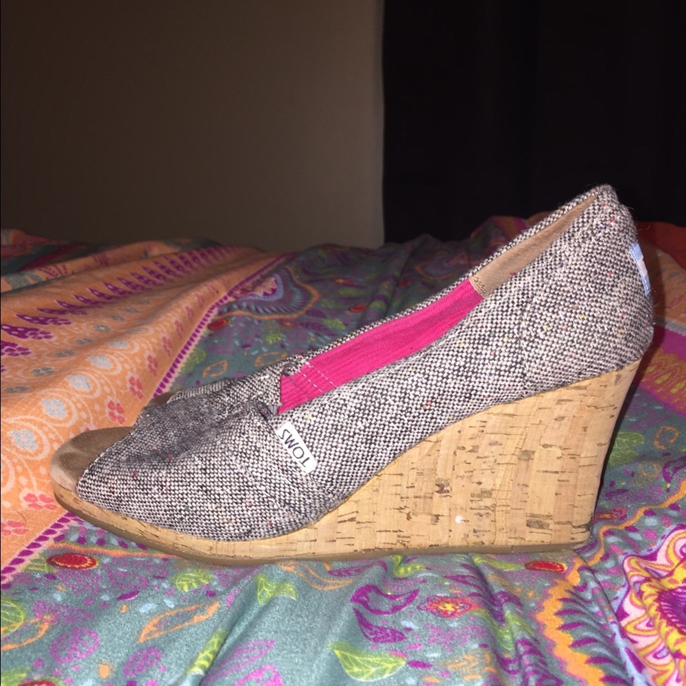 Tom's Wedges