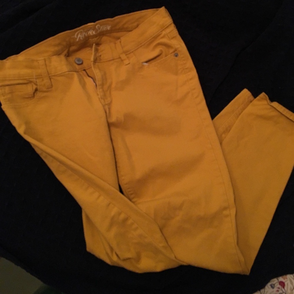 Yellow pants