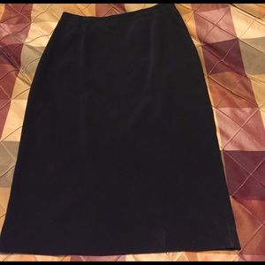 Jones New York black business skirt