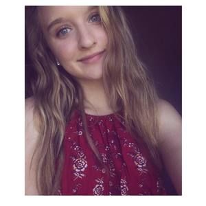 Meet your Posher, Julianna