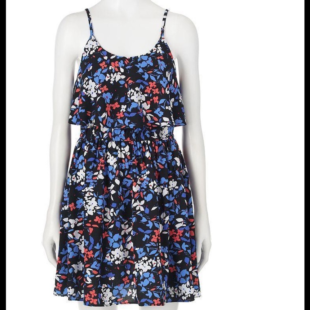 Floral ELLE Popover Dress Size S NWT