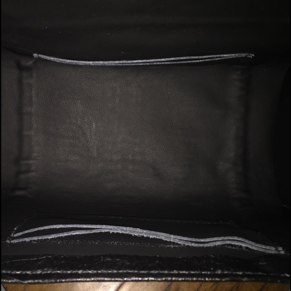 Black and white purse - Picture 2 of 4