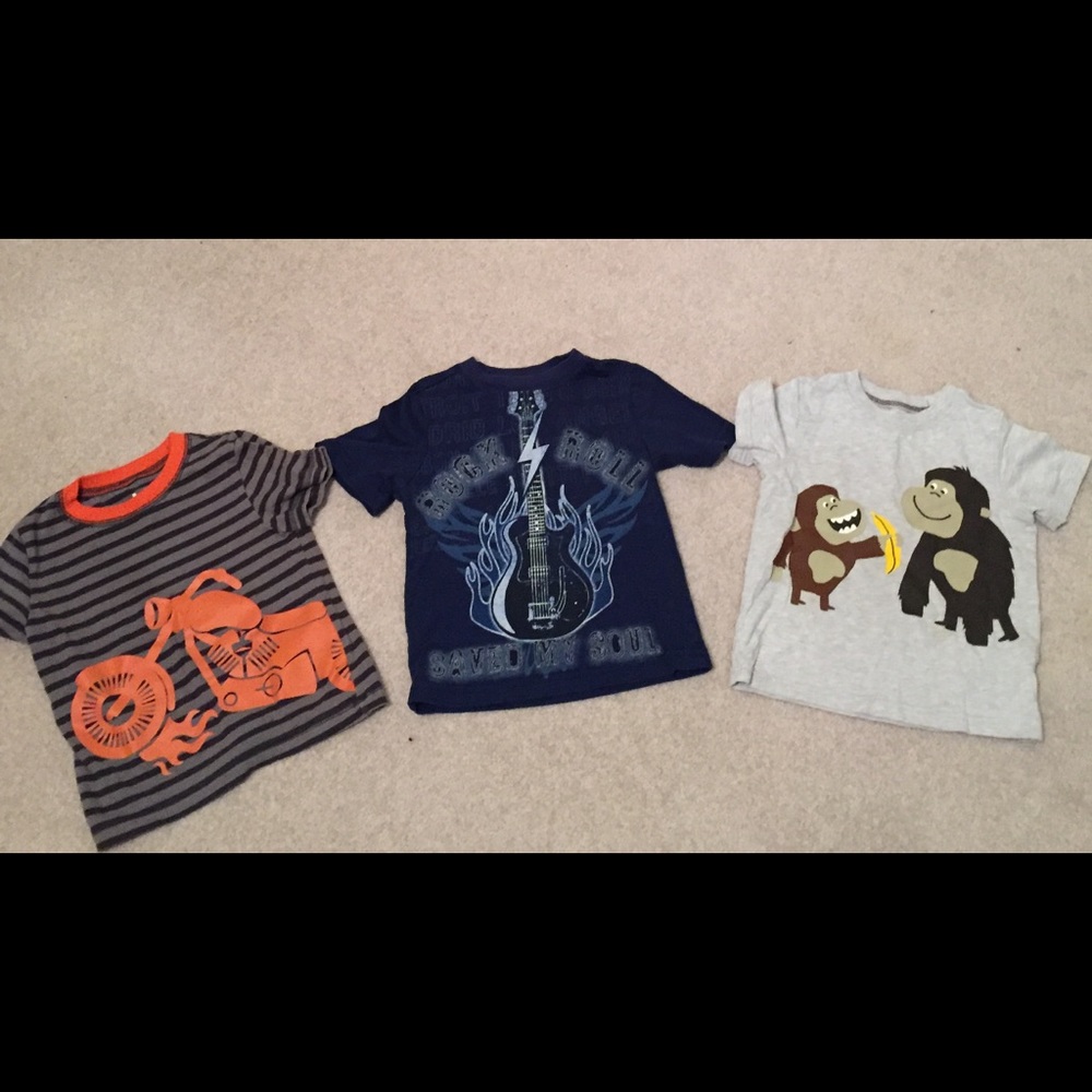 Boys size 2T shirts set of 3 - Picture 2 of 2