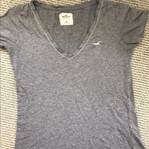 Hollister grey tee
