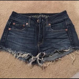 High waisted American Eagle shorts. Size 00.